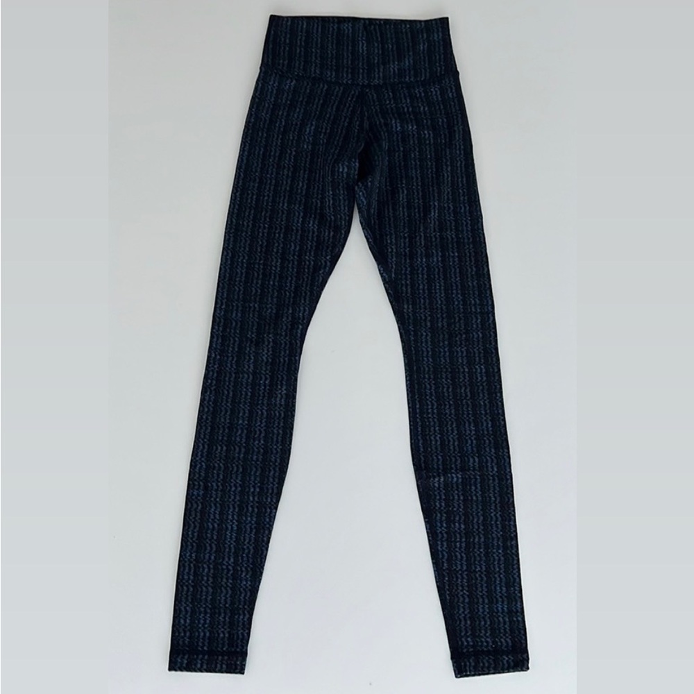 Lululemon ZigZag Blue, Gray and Black Full Length Leggings - Picture 2 of 9